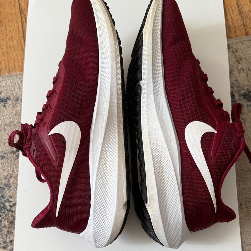 Nike Women's Burgundy Air Zoom Pegasus Shoes
